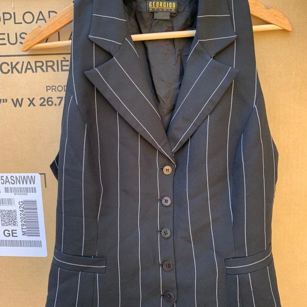Women’s Black Georgiou vest medium